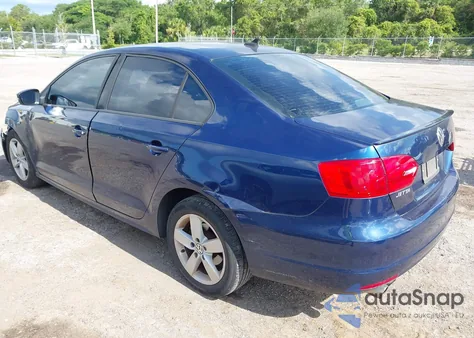 2011 Volkswagen Jetta 2.0L Tdi из США, поврежденный, VIN 3VWLL7AJ6BM088036